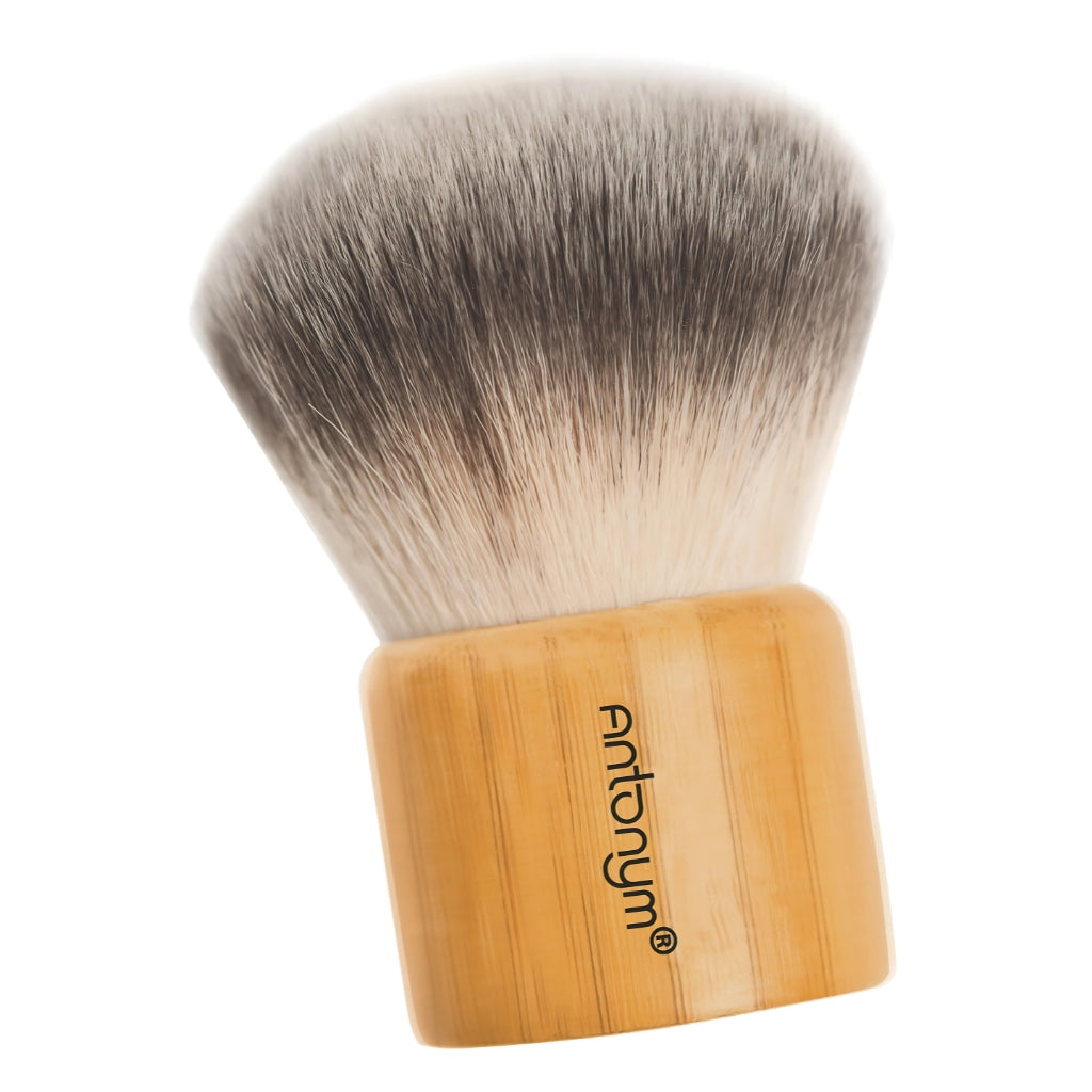 Kabuki Brush with Pouch