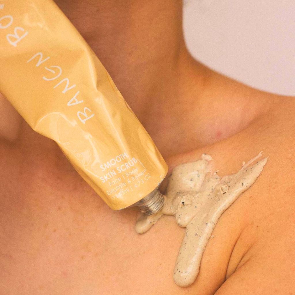 Smooth Skin Scrub 140ml