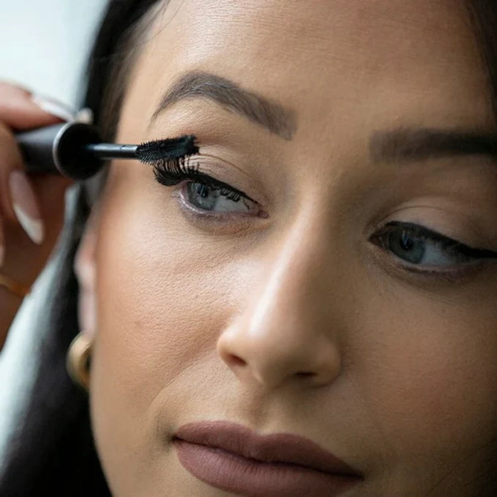 Nourish & Amplify Mascara